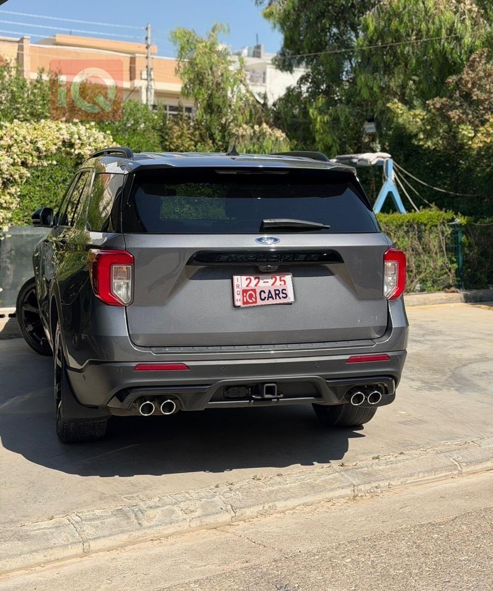 Ford Explorer
